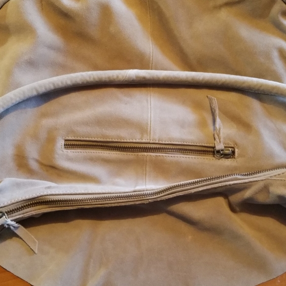 Tan suede shoulder bag - Picture 5 of 5